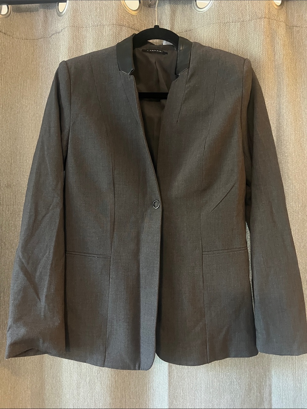 T Tahari Dark Gray Collarless Single-Button Blazer